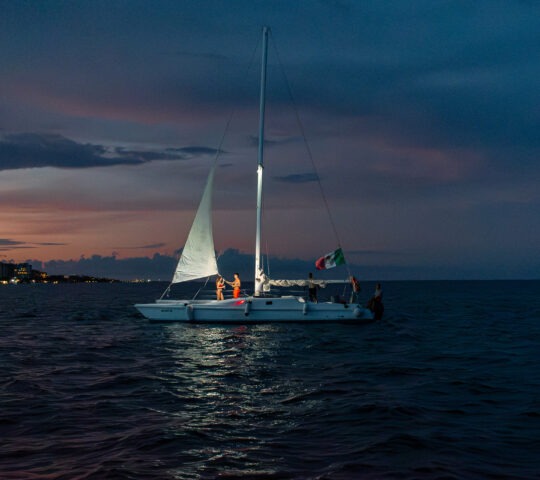 Cena Romantica abordo de un catamaran